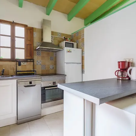 Maca Green, Adosado Centro Apartment Campanet